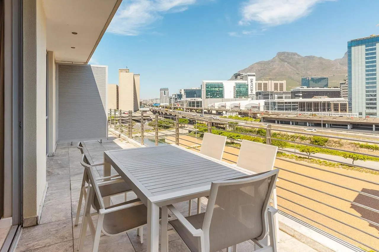 V&A Waterfront Luxury Residences I Whosting Cape Town