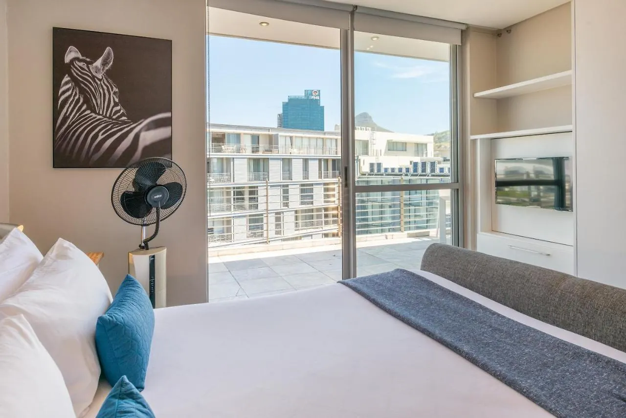 V&A Waterfront Luxury Residences I Whosting Cape Town Hotel